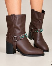 Botas